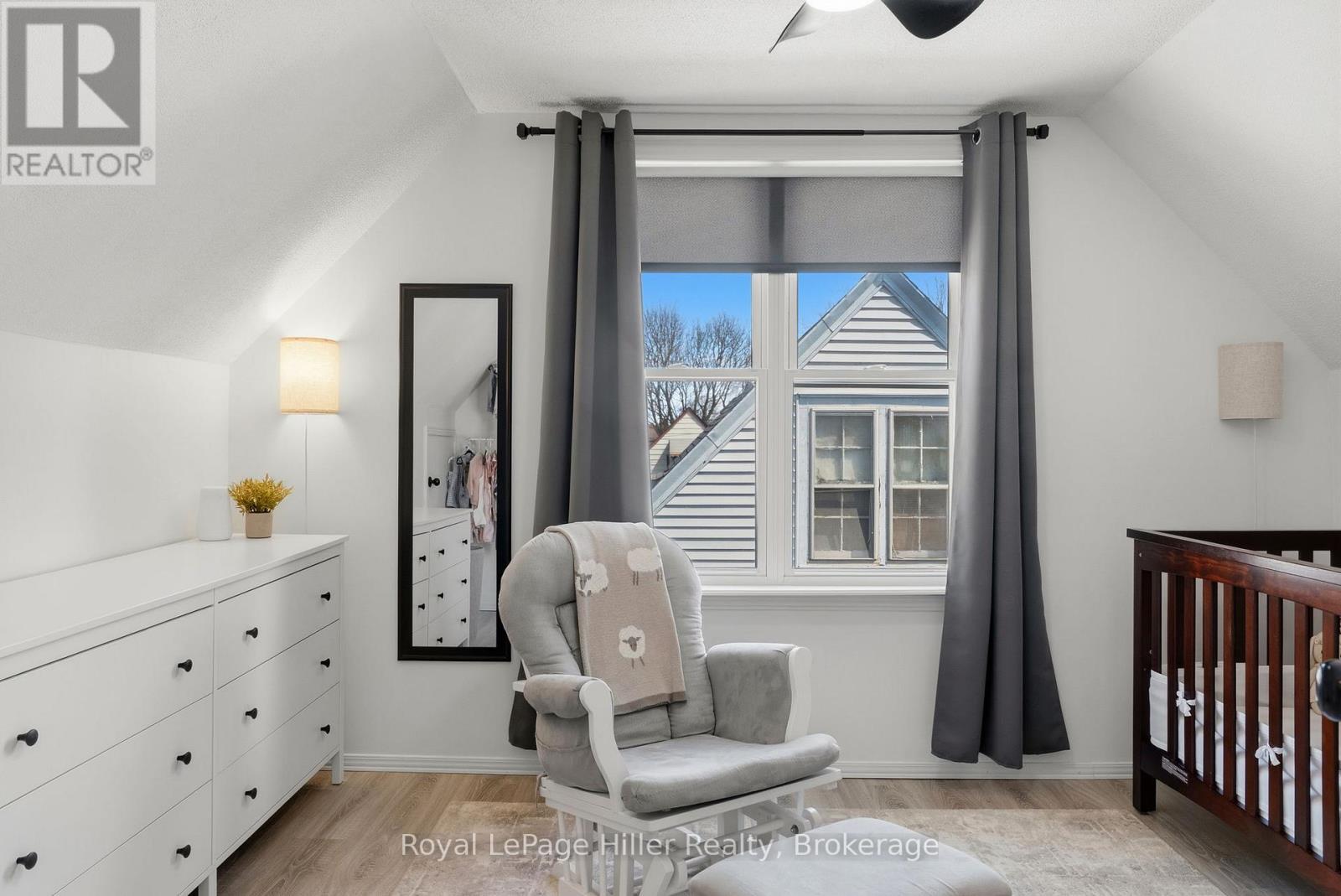 34 ARDEN PARK - 24