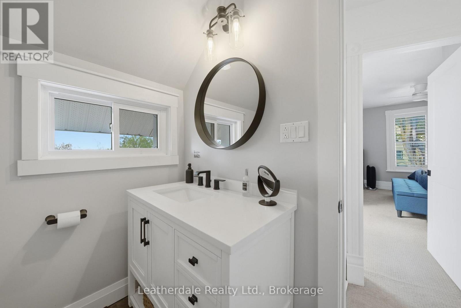 42 FREDERICK STREET - 24