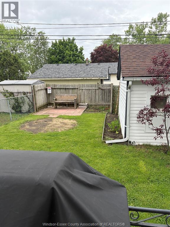 3203 BYNG, Windsor, Ontario, N8W3A1 — Photo 11