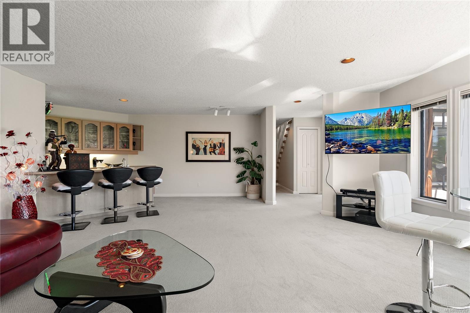 11096 Greenpark Dr, North Saanich