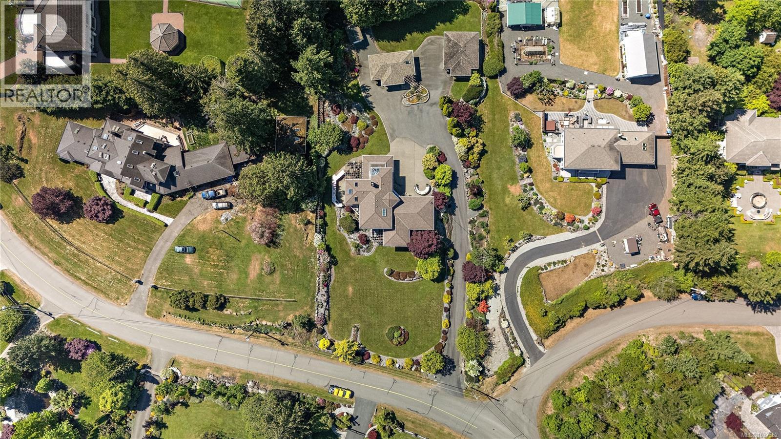 11096 Greenpark Dr - 57