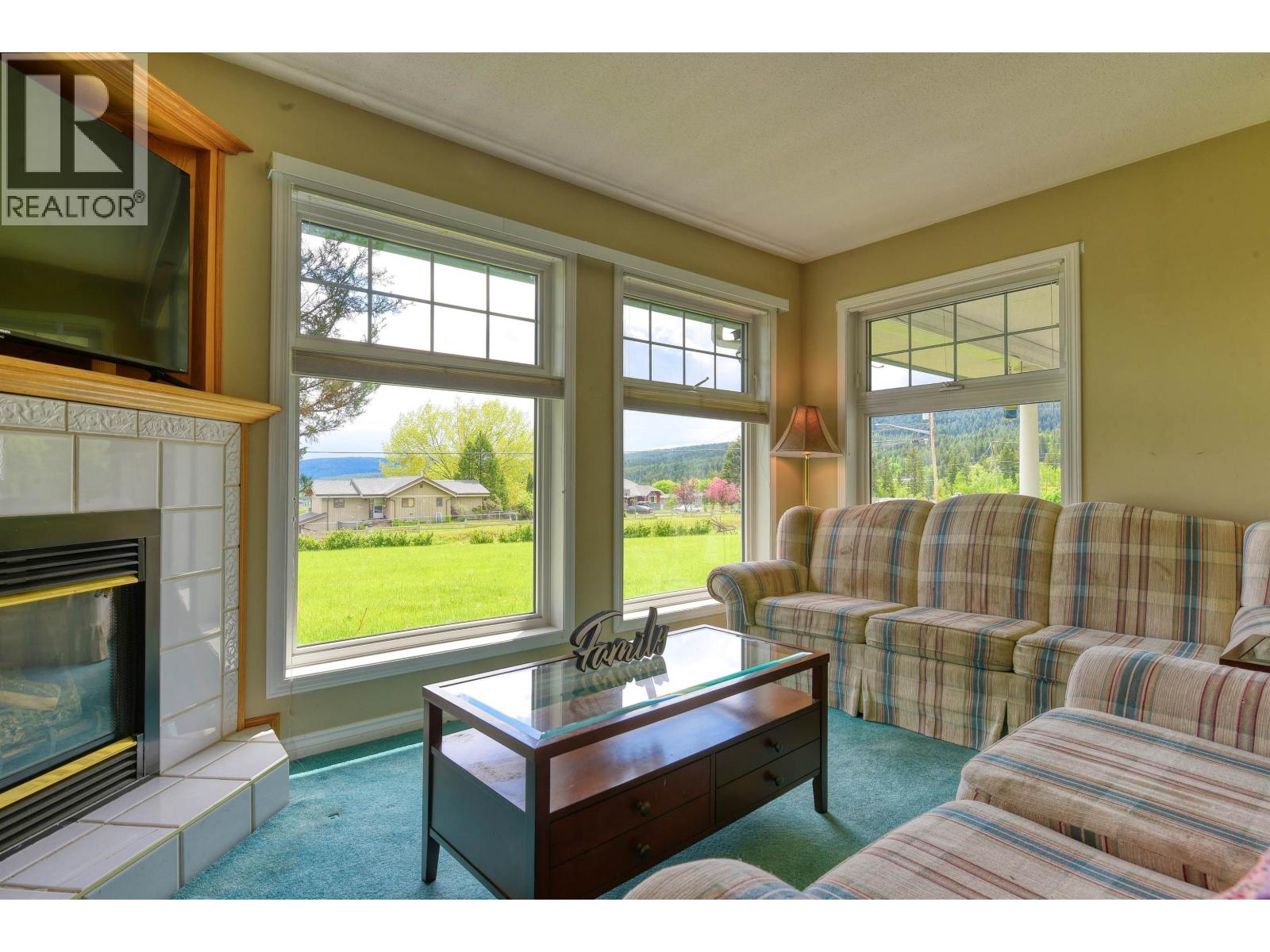77 WOODLAND DRIVE, Williams Lake