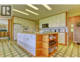 Laundry room - 77 Woodland Drive, Williams Lake, BC V2G4P9 Photo 6