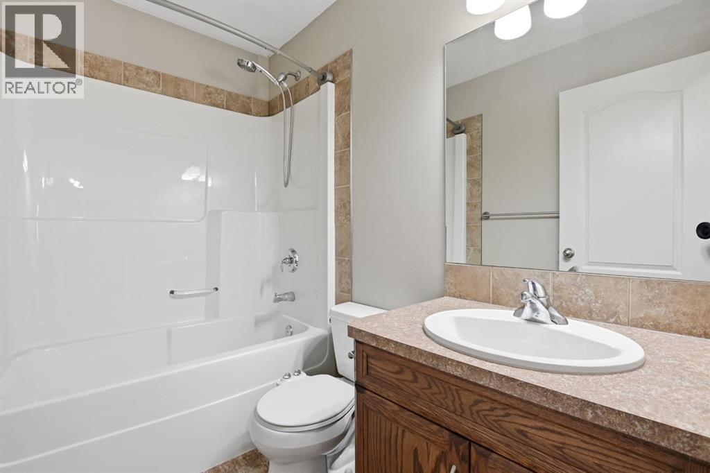84 Vickers Close — photo 11