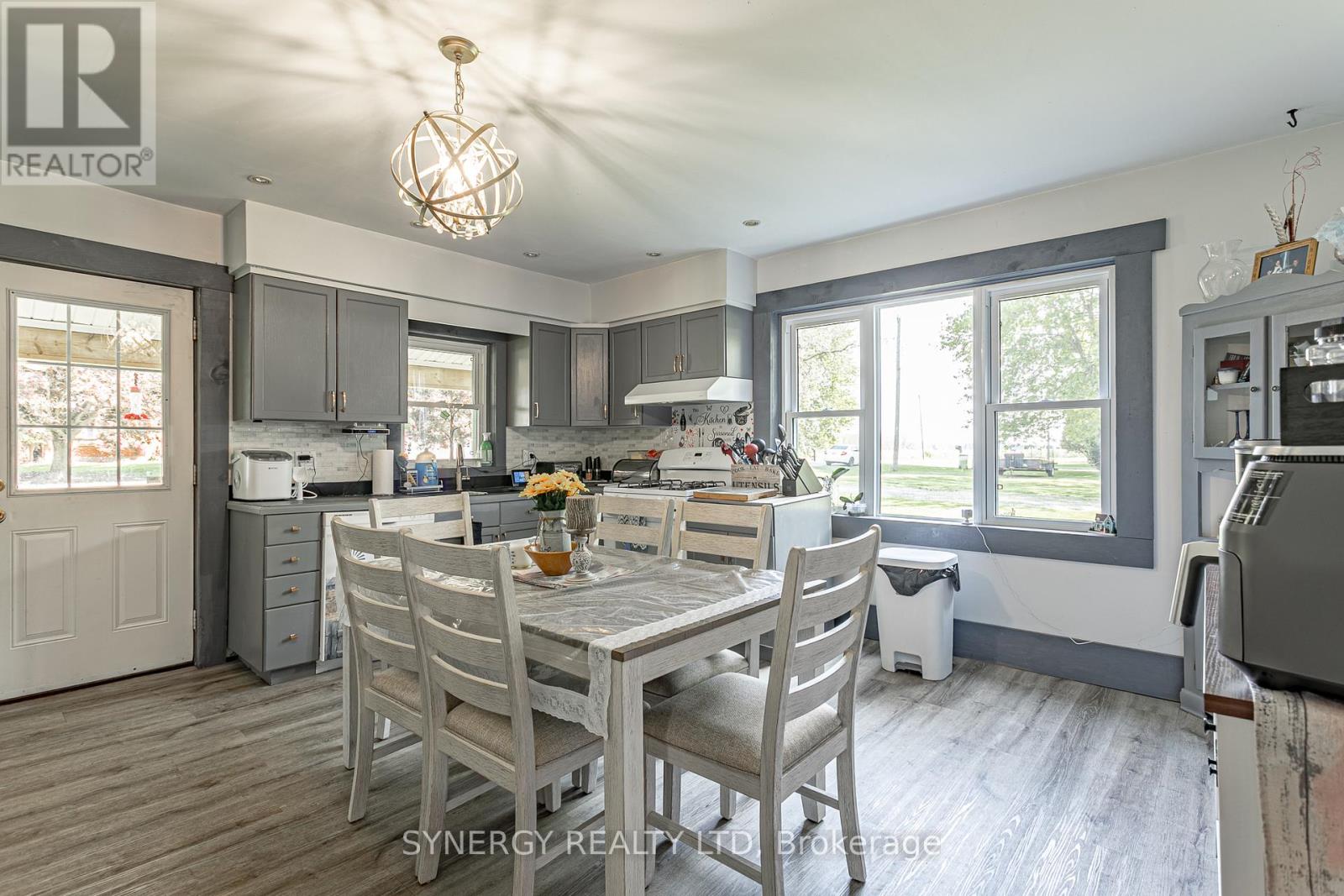 3759 TRILLIUM DRIVE - 5