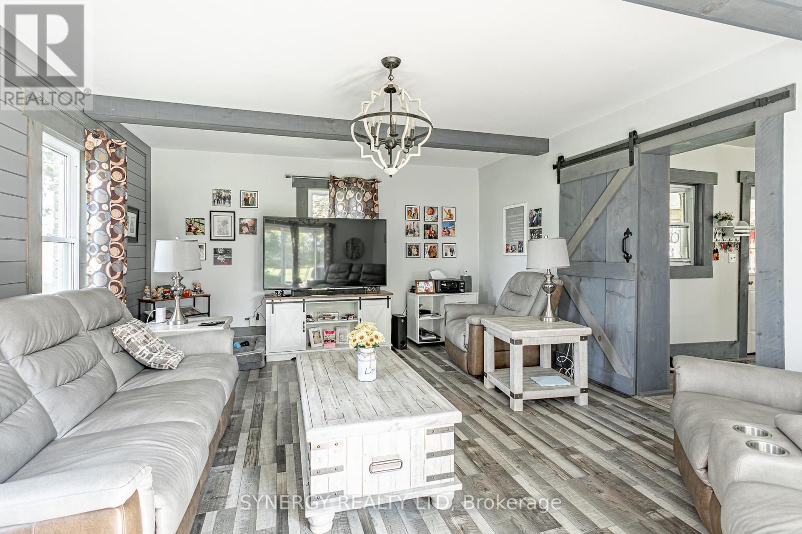 3759 TRILLIUM DRIVE - 9