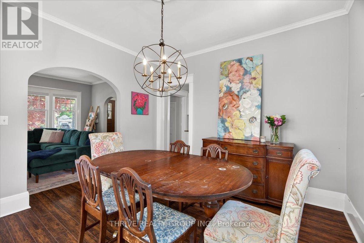 251 RIDOUT STREET S - 18