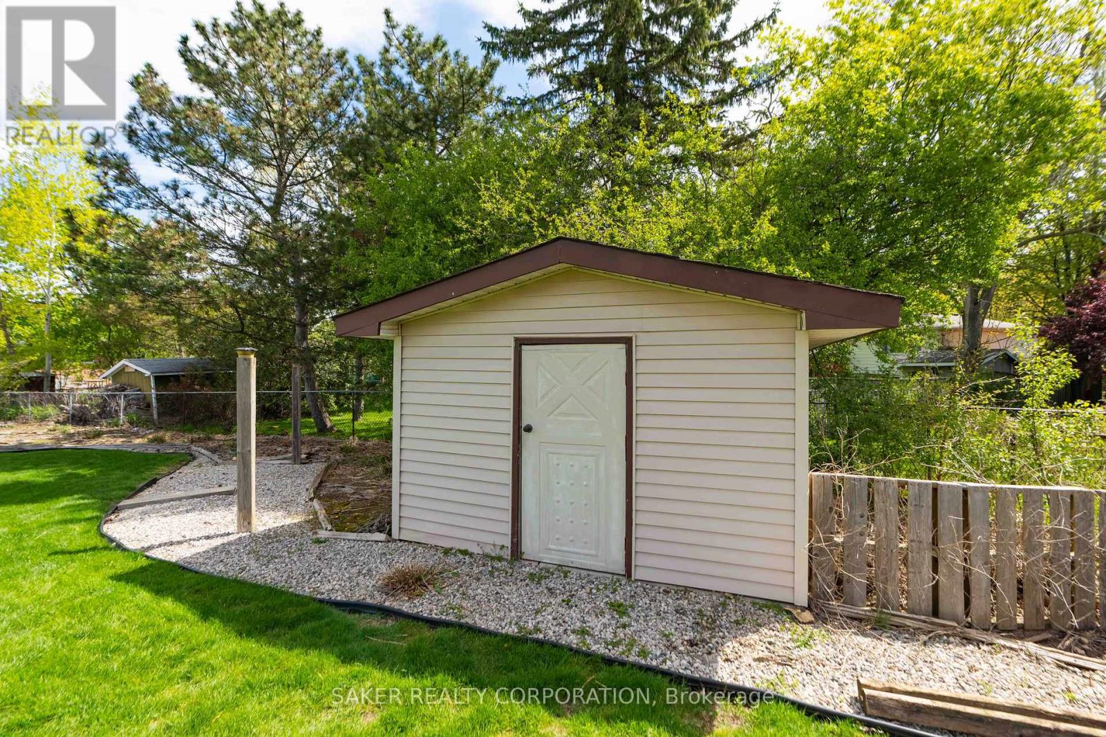 44 GOLFVIEW CRESCENT - 11