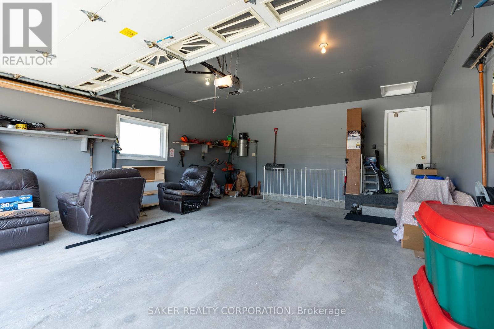 44 GOLFVIEW CRESCENT - 46