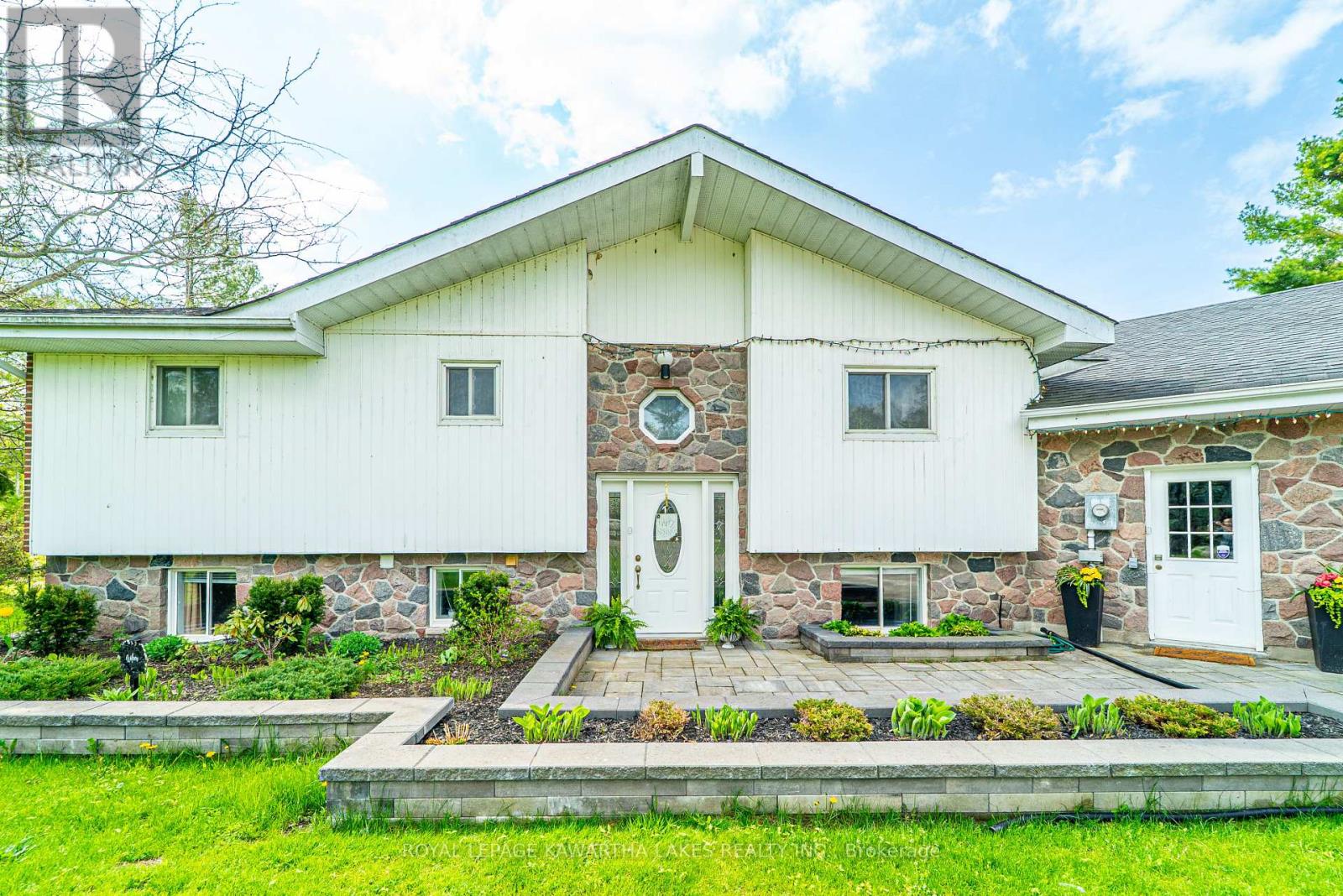 1032 ZION ROAD - Image 2