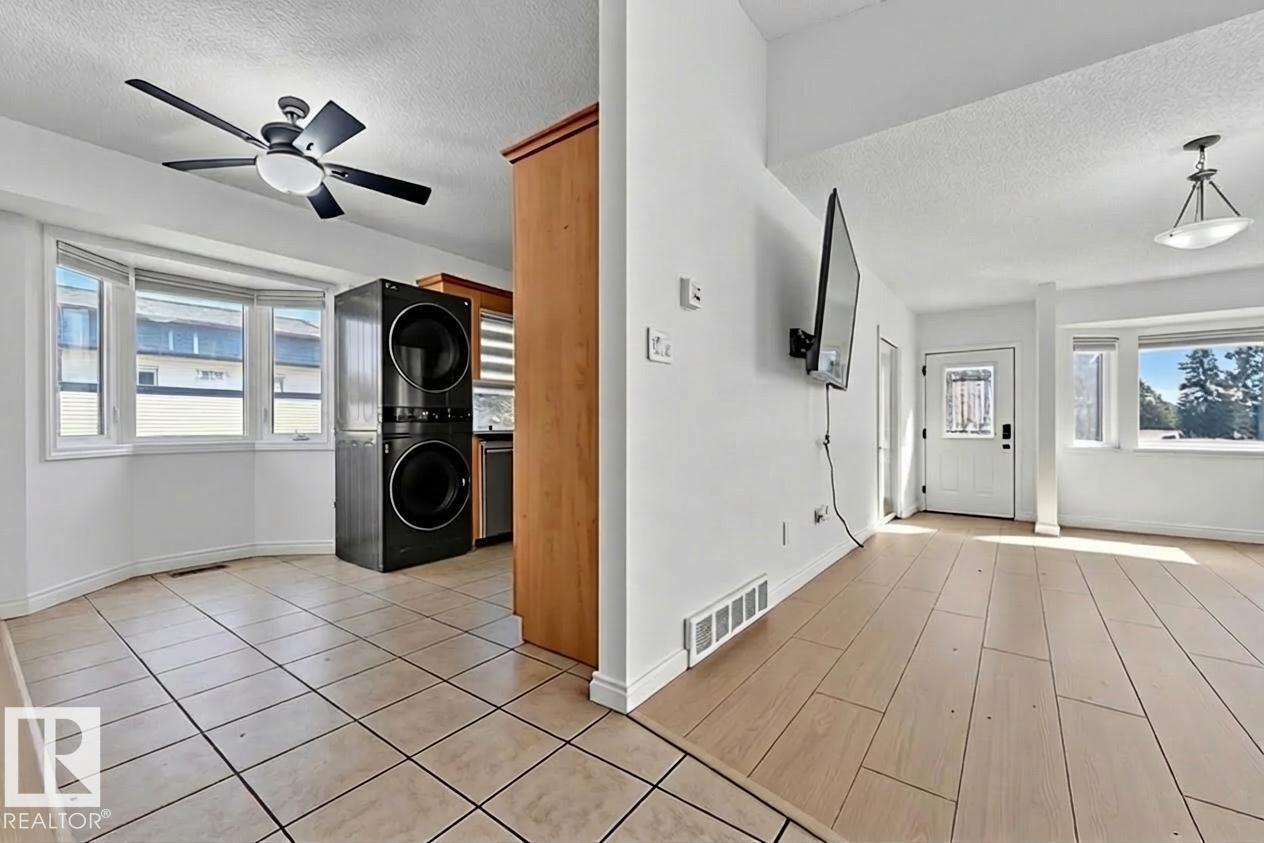 2536 35 ST NW - 4