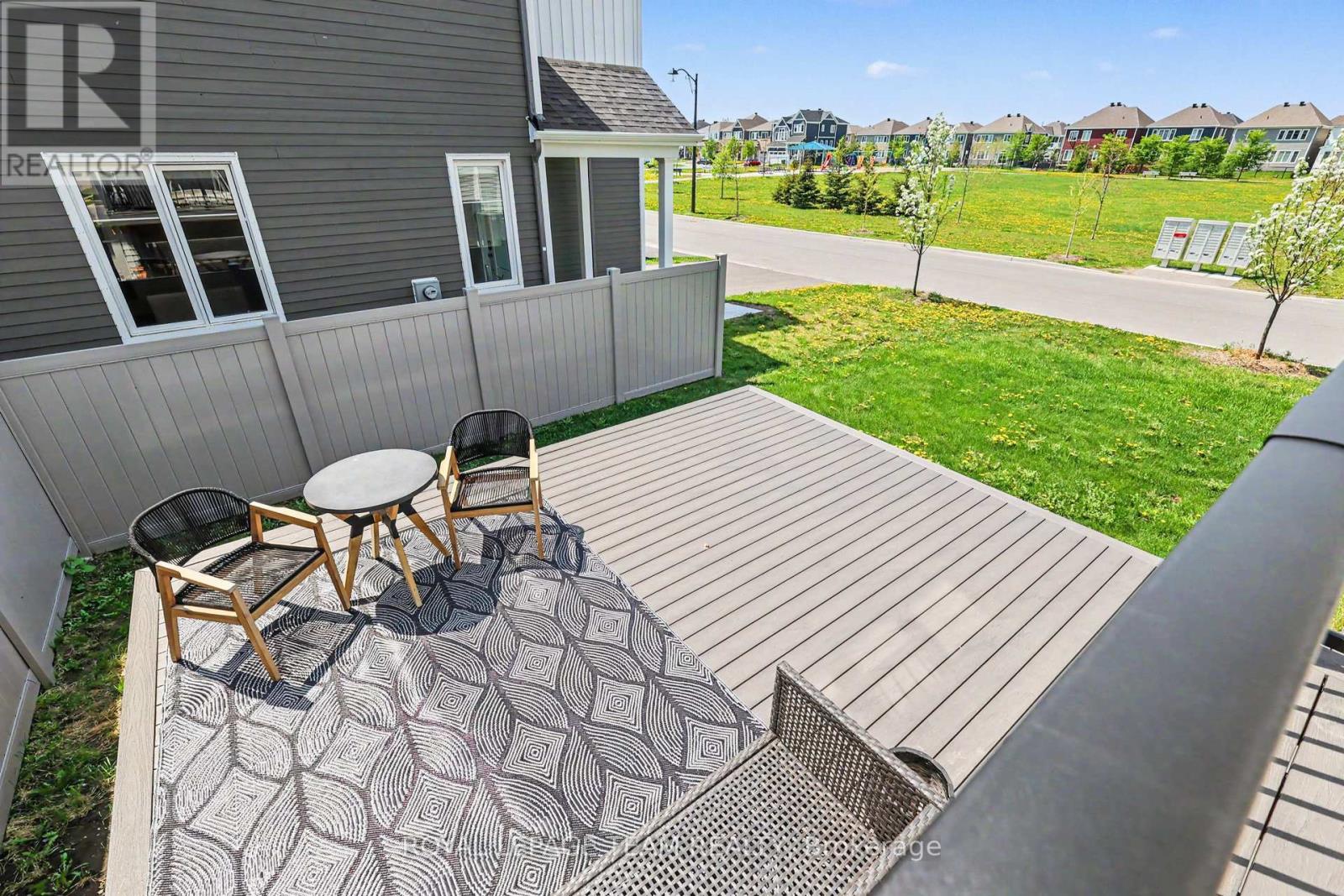 255 MEYNELL ROAD - 35