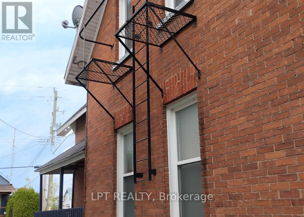 71 MCGONIGAL STREET W - 2