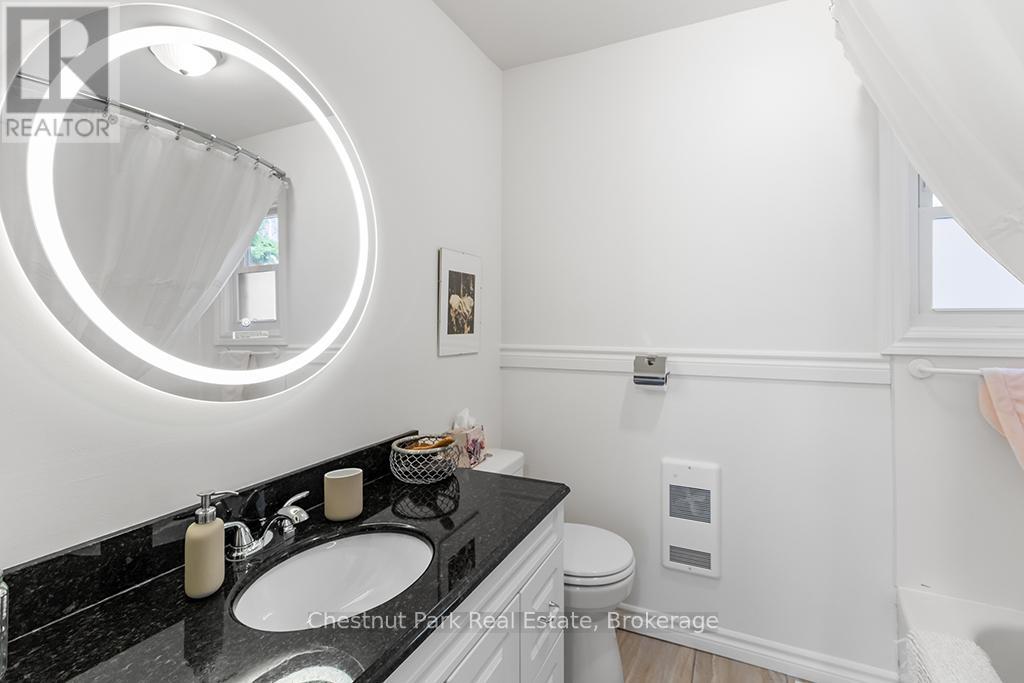 360 2ND AVENUE W - 15