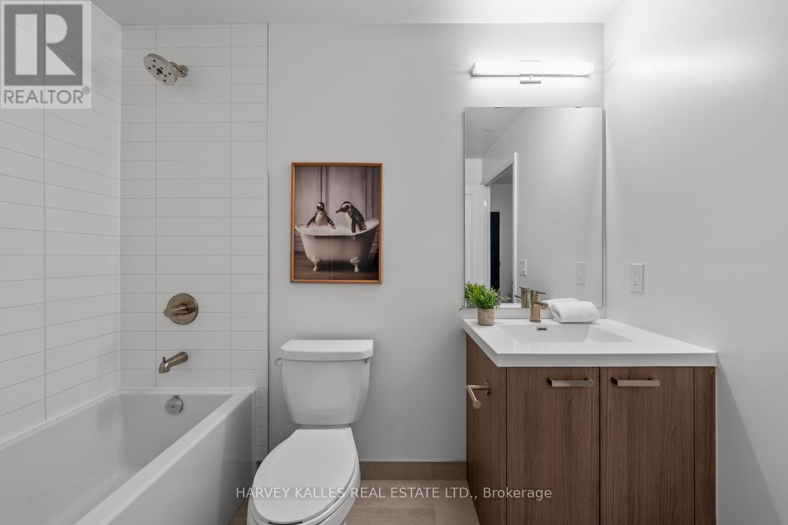 #1001 20 SOUDAN AVENUE - 11