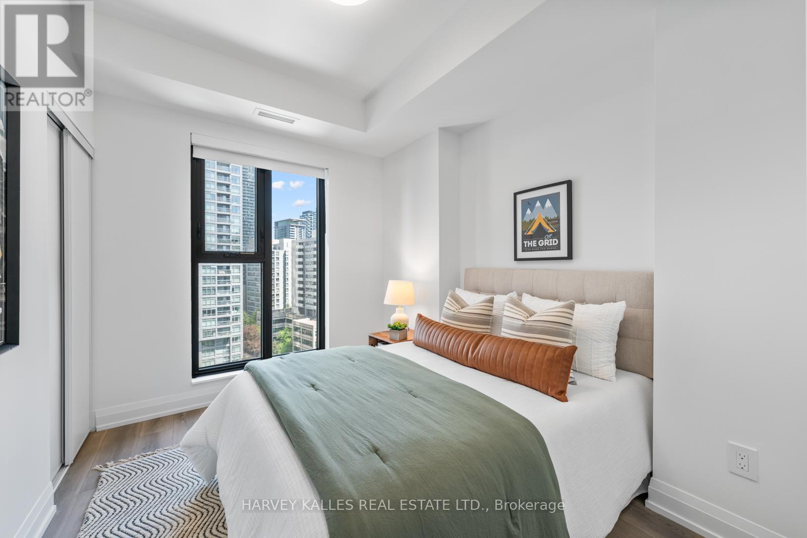 #1001 20 SOUDAN AVENUE - 19
