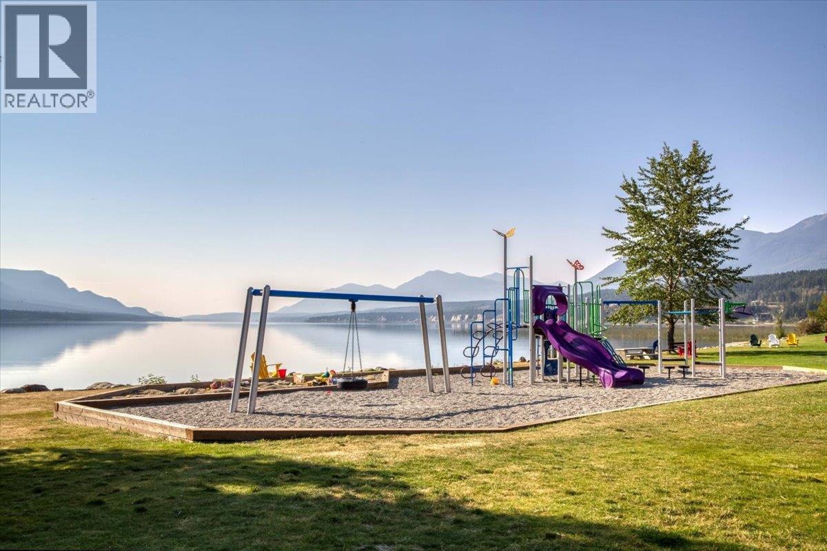 4551 Columbia View Road, Fairmont Hot Springs