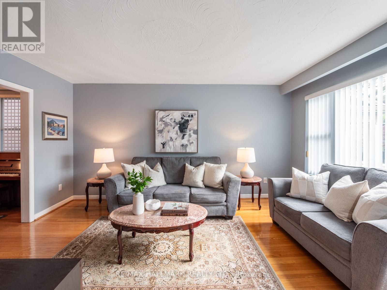 453 JONES AVENUE - 2