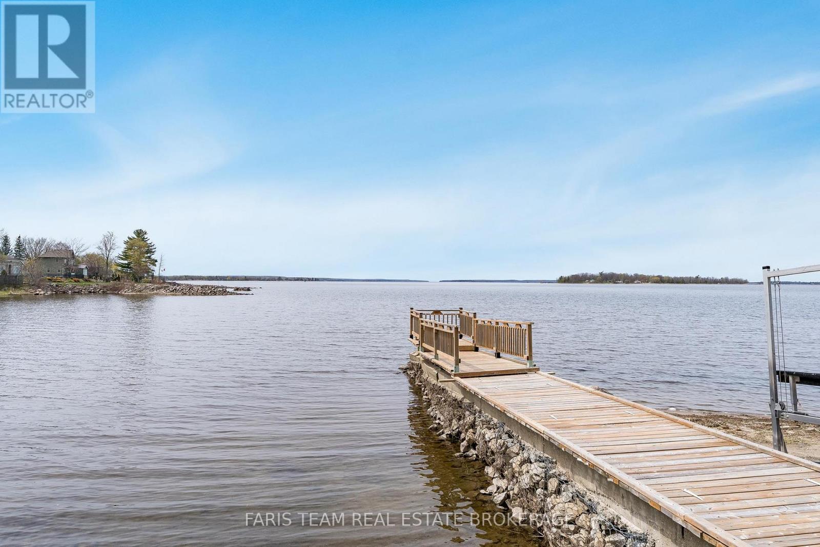 148 HOYT AVENUE - 38