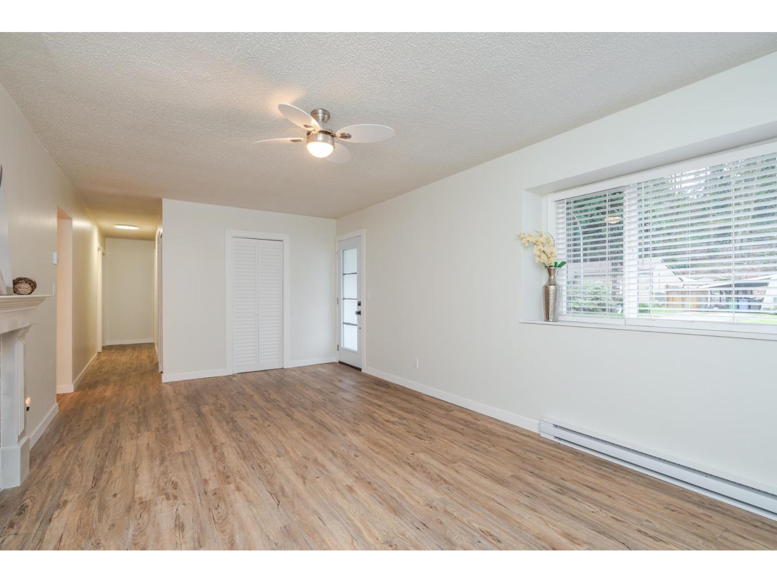4 Bed, 2 Bath House for Sale in Abbotsford – 34843 LABURNUM AVENUE, Abbotsford - Image 4