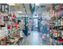 528 Bernard Avenue, Kelowna, BC V1Y6P1 Photo 6