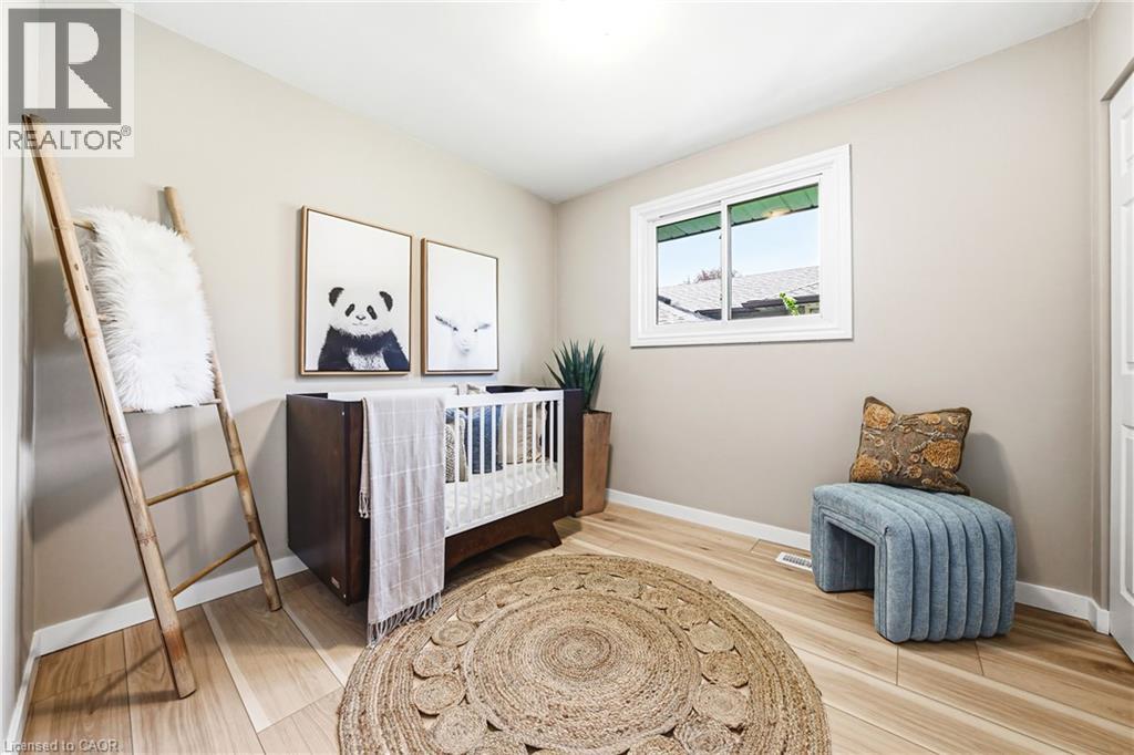 104 GARDINER Drive - 20