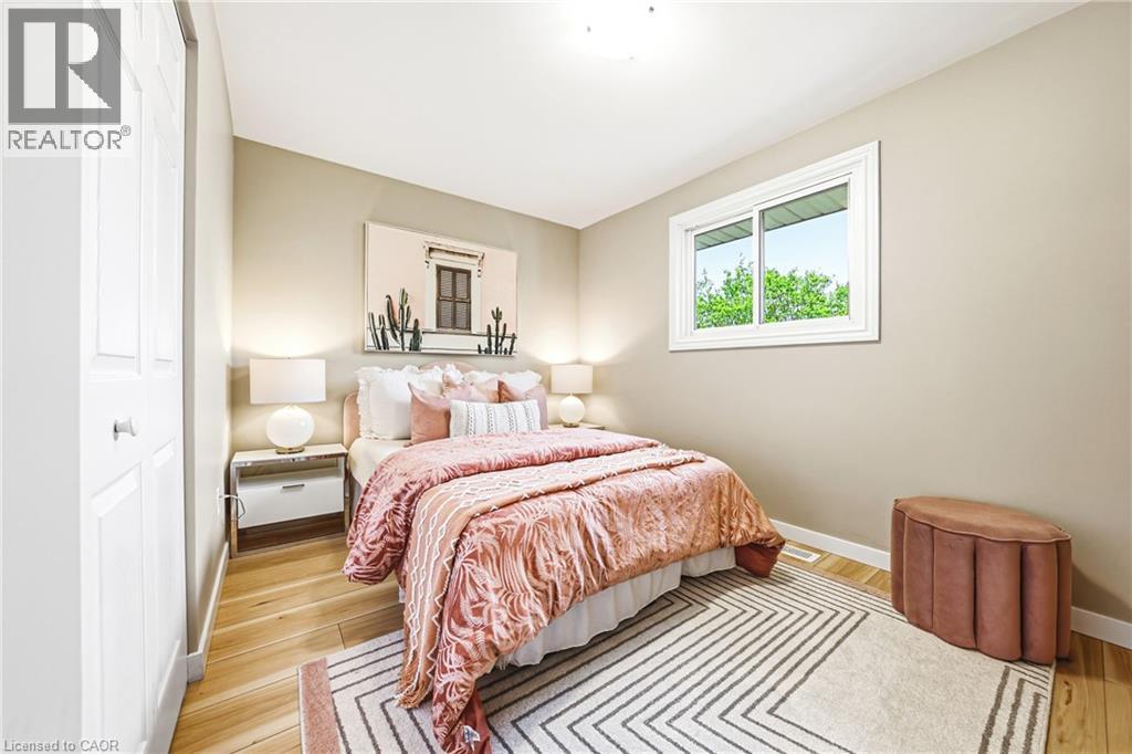 104 GARDINER Drive - 21