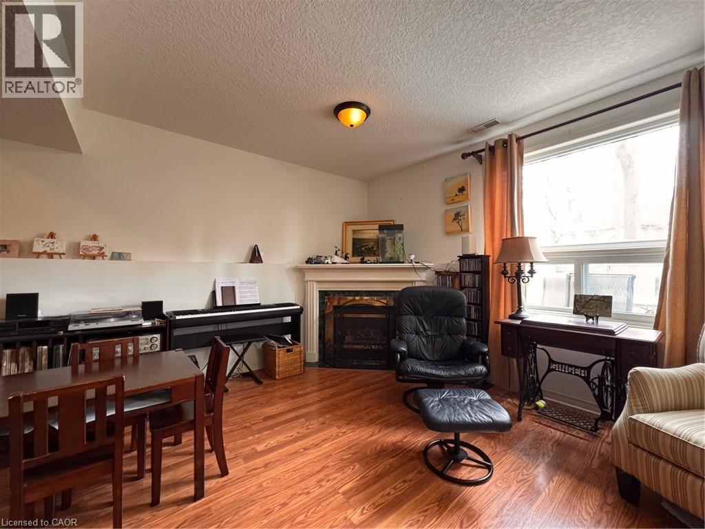 564 BEECHWOOD Drive, Waterloo, Ontario, N2T2S8 — Photo 7