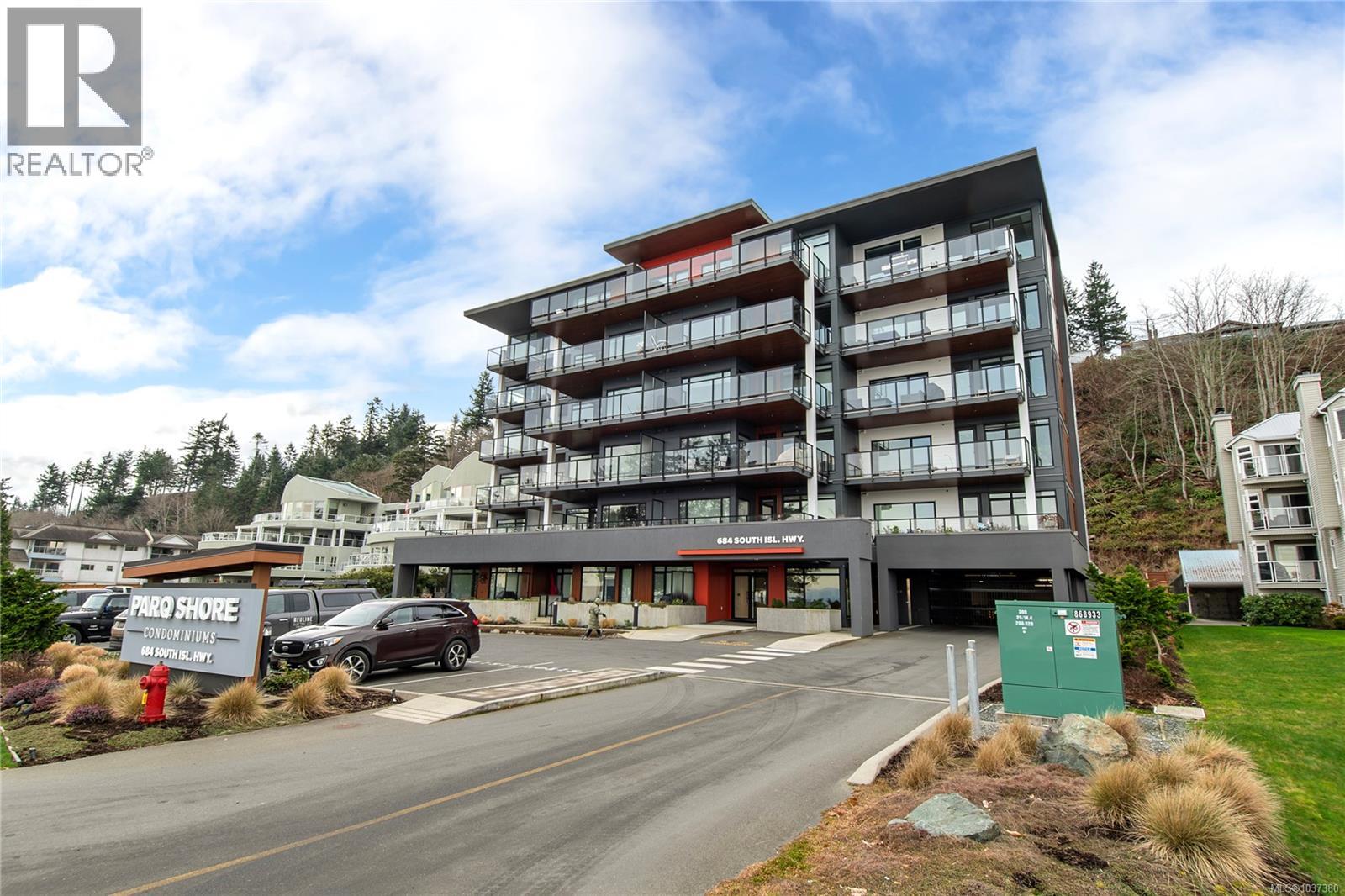 #502 684 Island Hwy S - 42