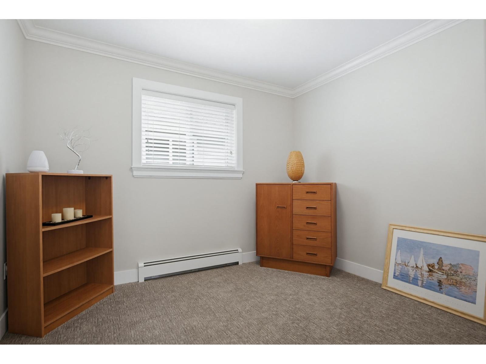 8090 209 STREET, Langley