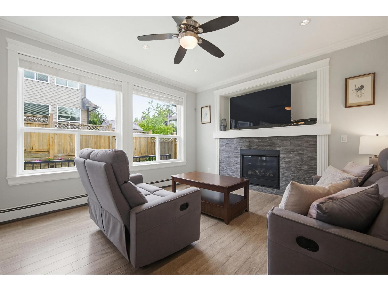 8090 209 STREET, Langley