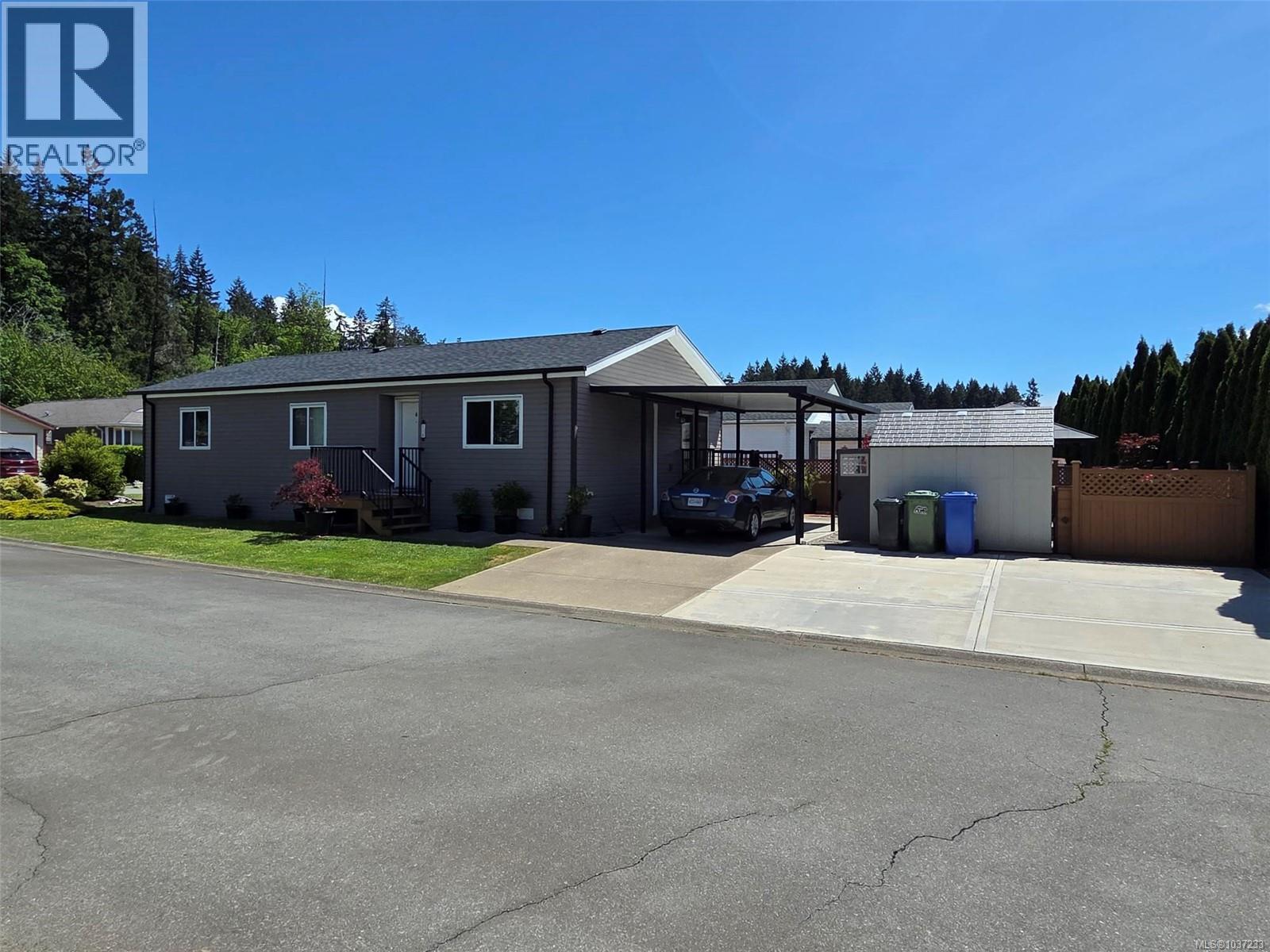#116 5555 Grandview Rd - 1