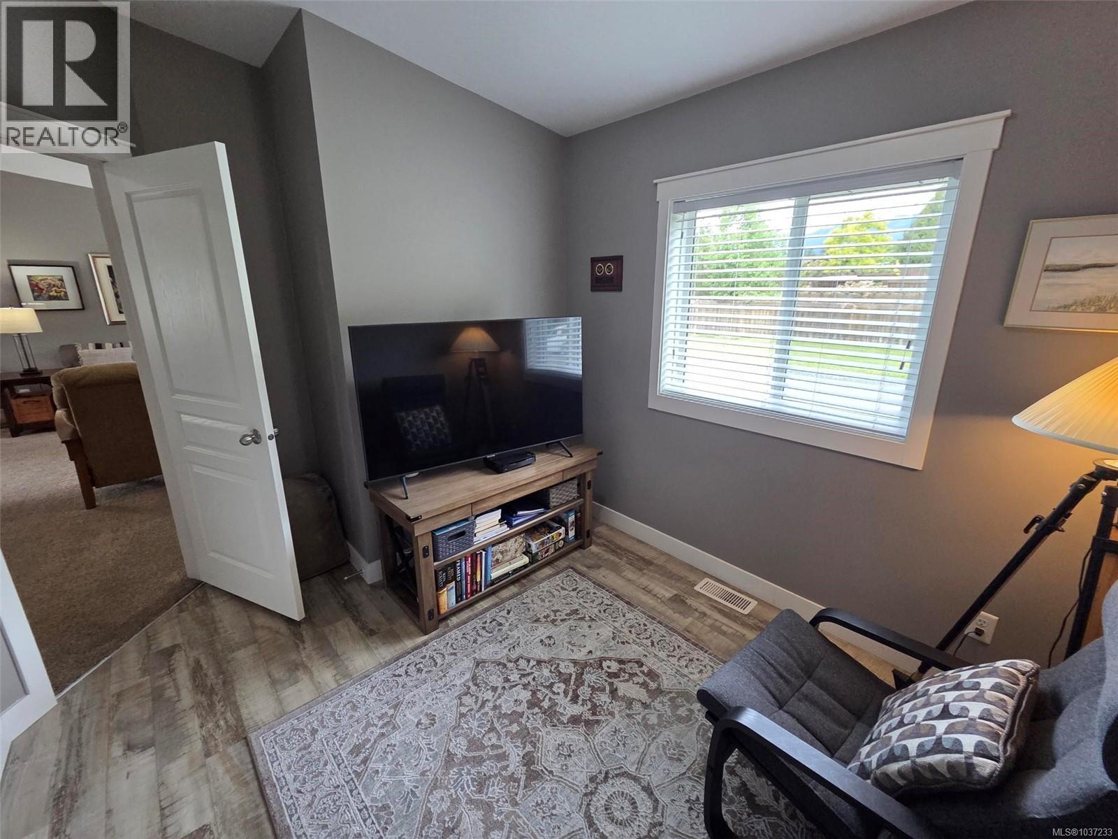 #116 5555 Grandview Rd - 16