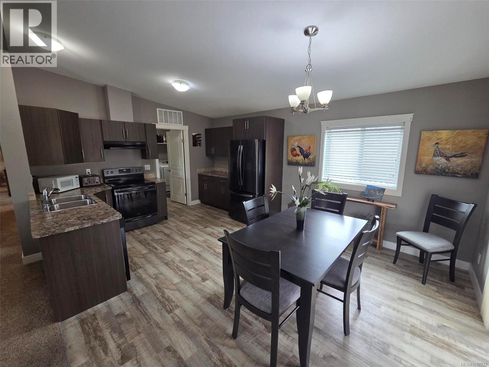 #116 5555 Grandview Rd - 17