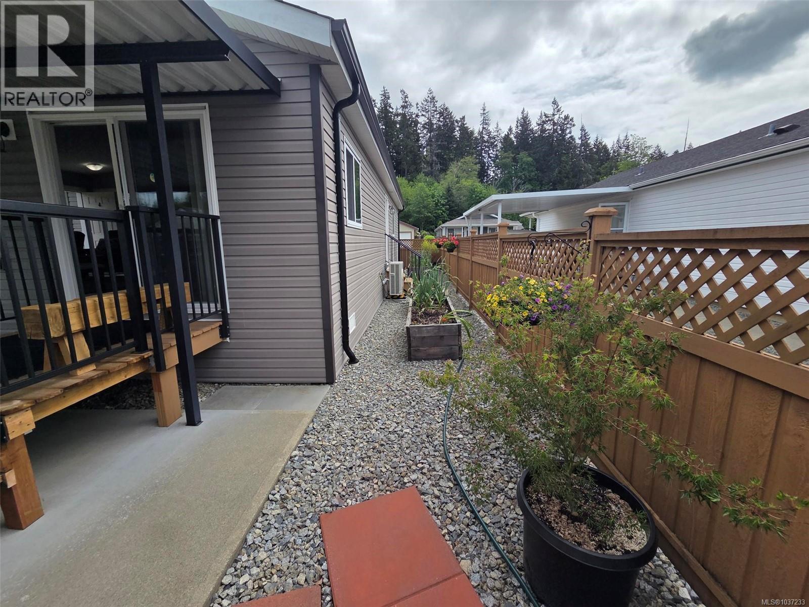 #116 5555 Grandview Rd - 26