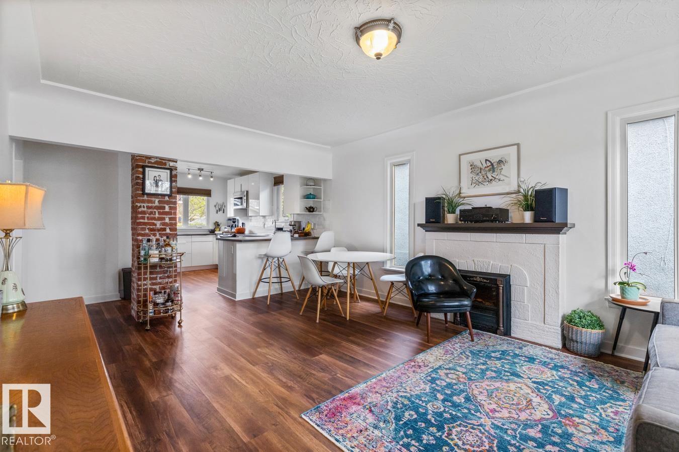 9908 87 AV NW - Image 3