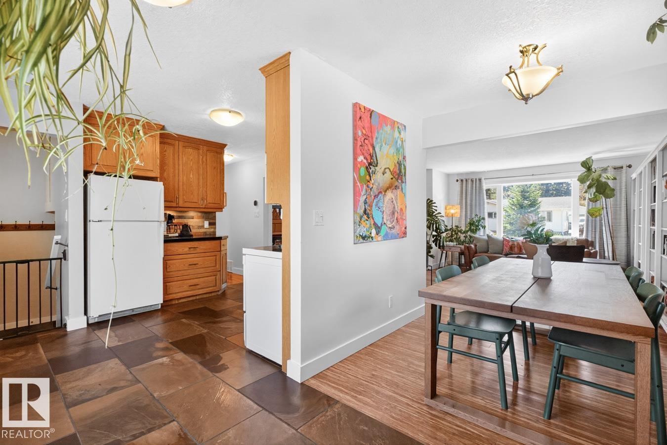 38 PINE ST - 12