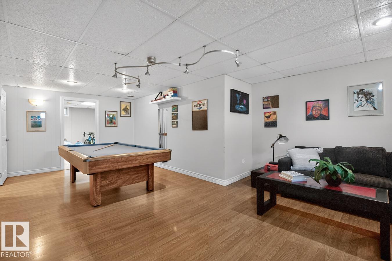 38 PINE ST - 23