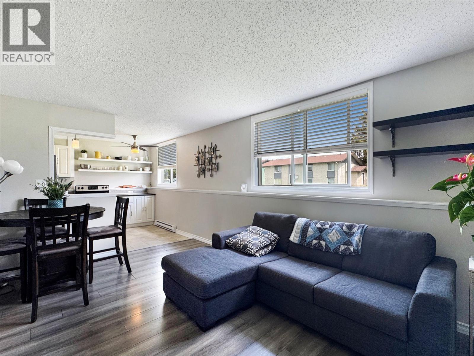 717 21  N Avenue Unit# 10, Cranbrook