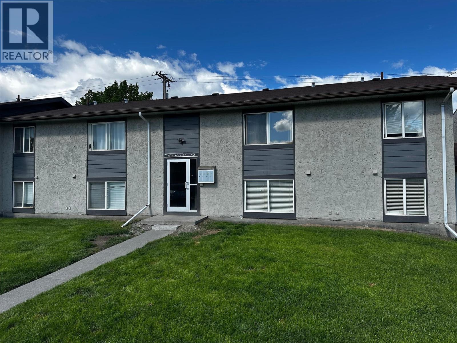 717 21  N Avenue Unit# 10, Cranbrook