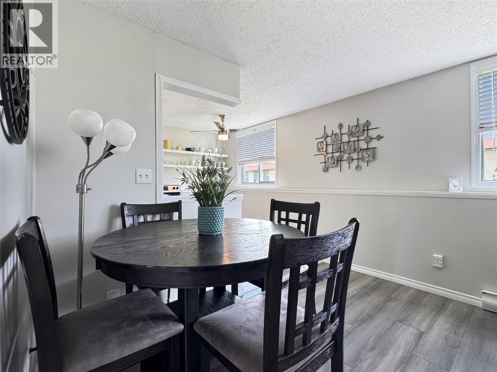 717 21  N Avenue Unit# 10, Cranbrook