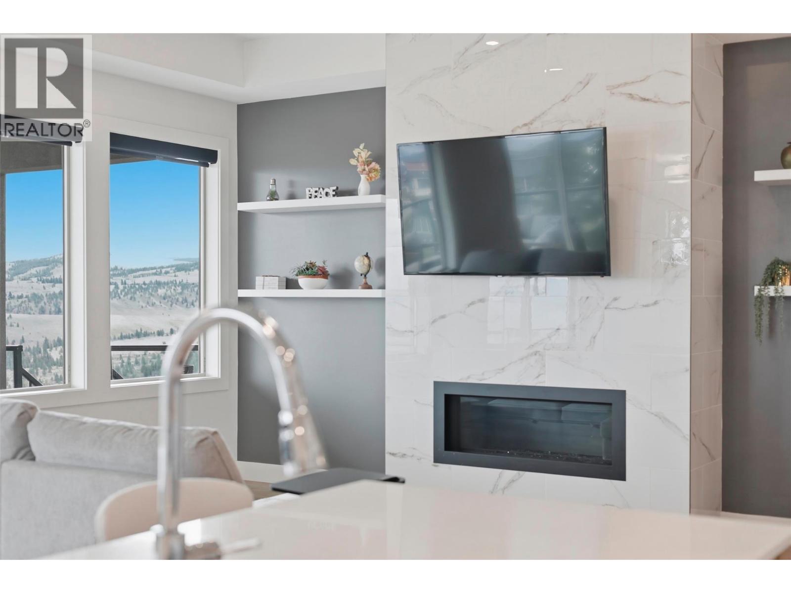 464 EDINBURGH Boulevard - 23