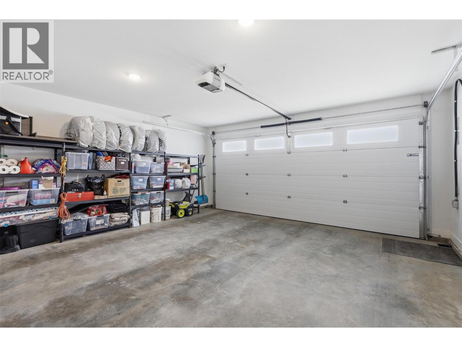 464 EDINBURGH Boulevard - 44