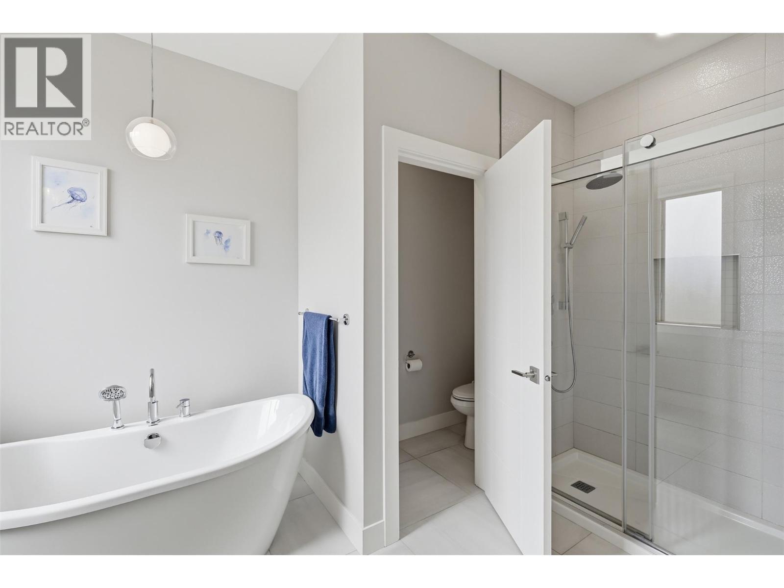 464 EDINBURGH Boulevard - 38