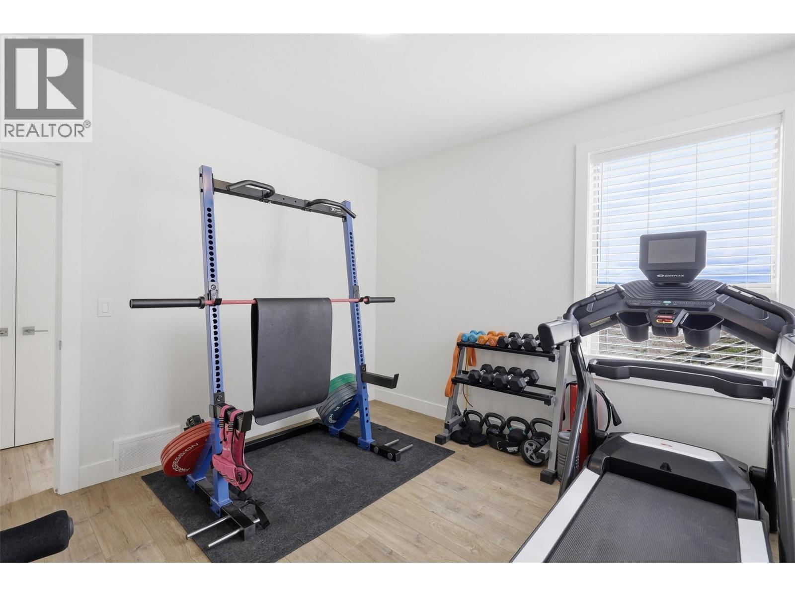 464 EDINBURGH Boulevard - 40