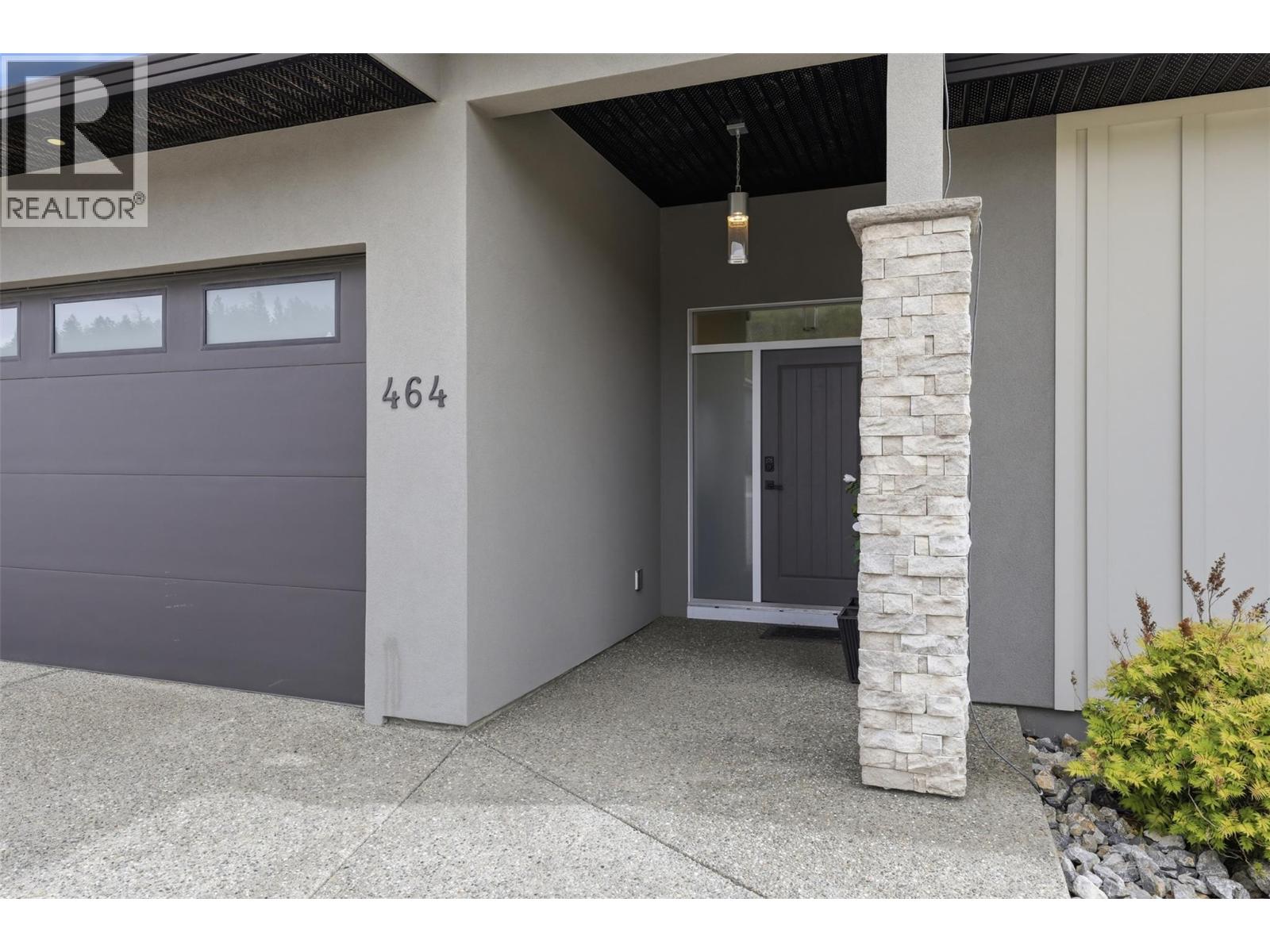 464 EDINBURGH Boulevard - 79