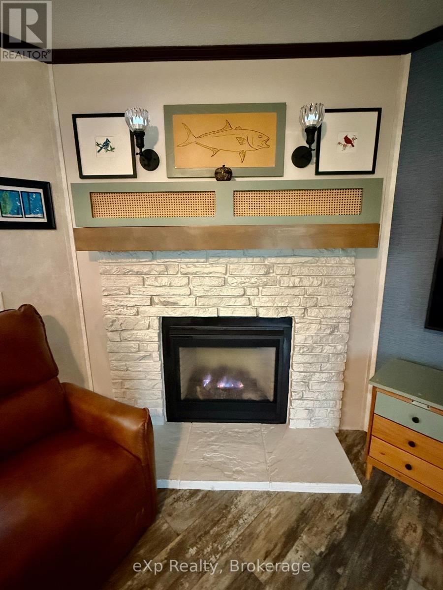 35 DOVE ROAD - 13