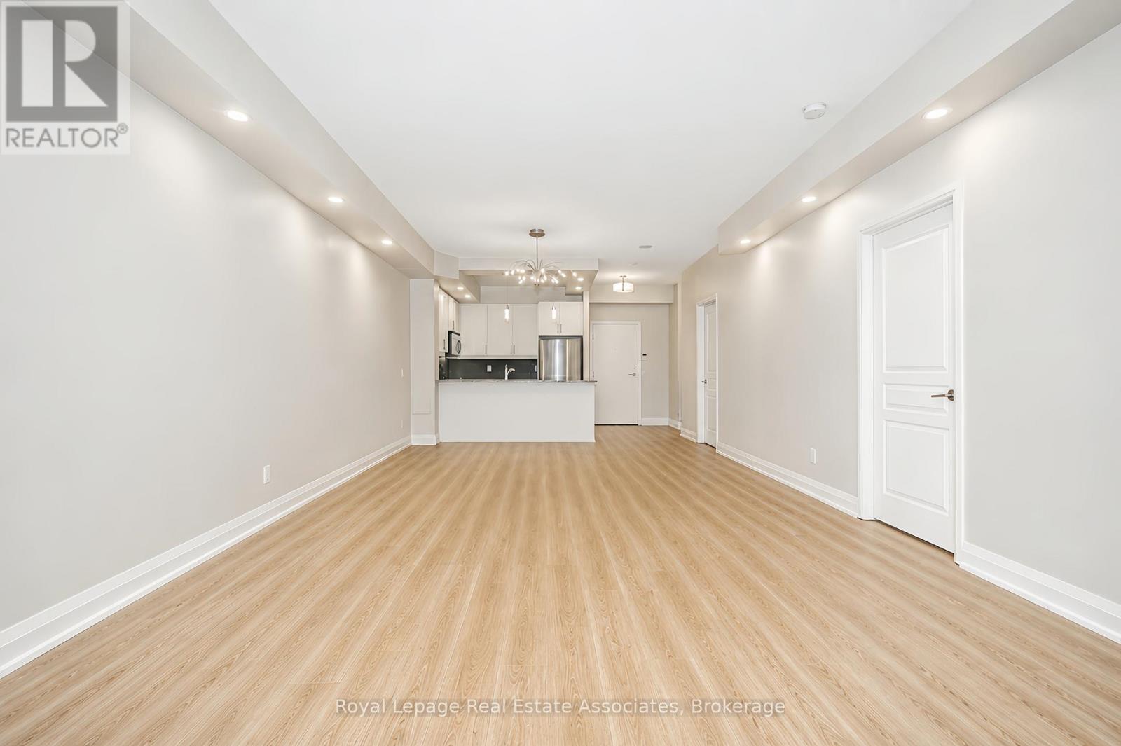 #308 1 HURONTARIO STREET - 8