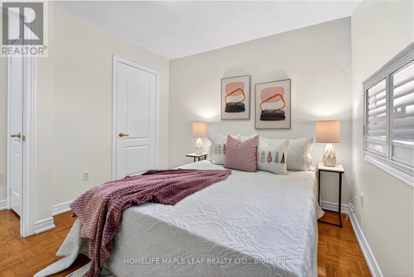 6 CLEARJOY STREET - 23