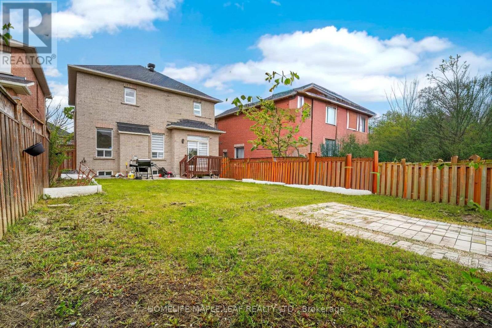 6 CLEARJOY STREET - 32